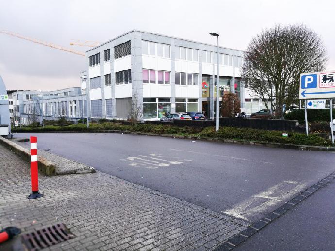 Parking à louer Strassen 8009 Arlon