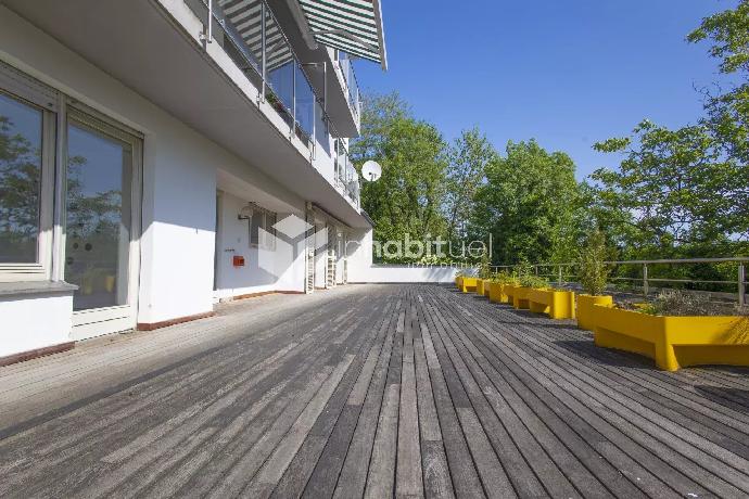 Zu verkaufen: 153 m² große Wohnung mit außergewöhnlicher Te